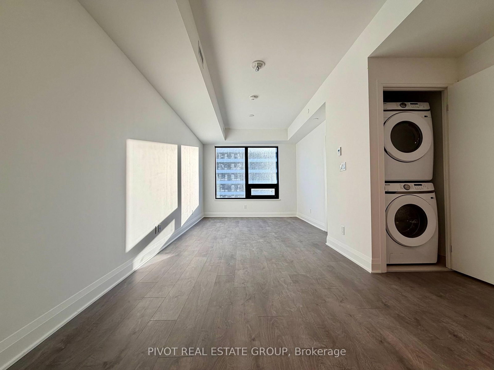 2 Erskine Road, Unit 2705 - Photo 11