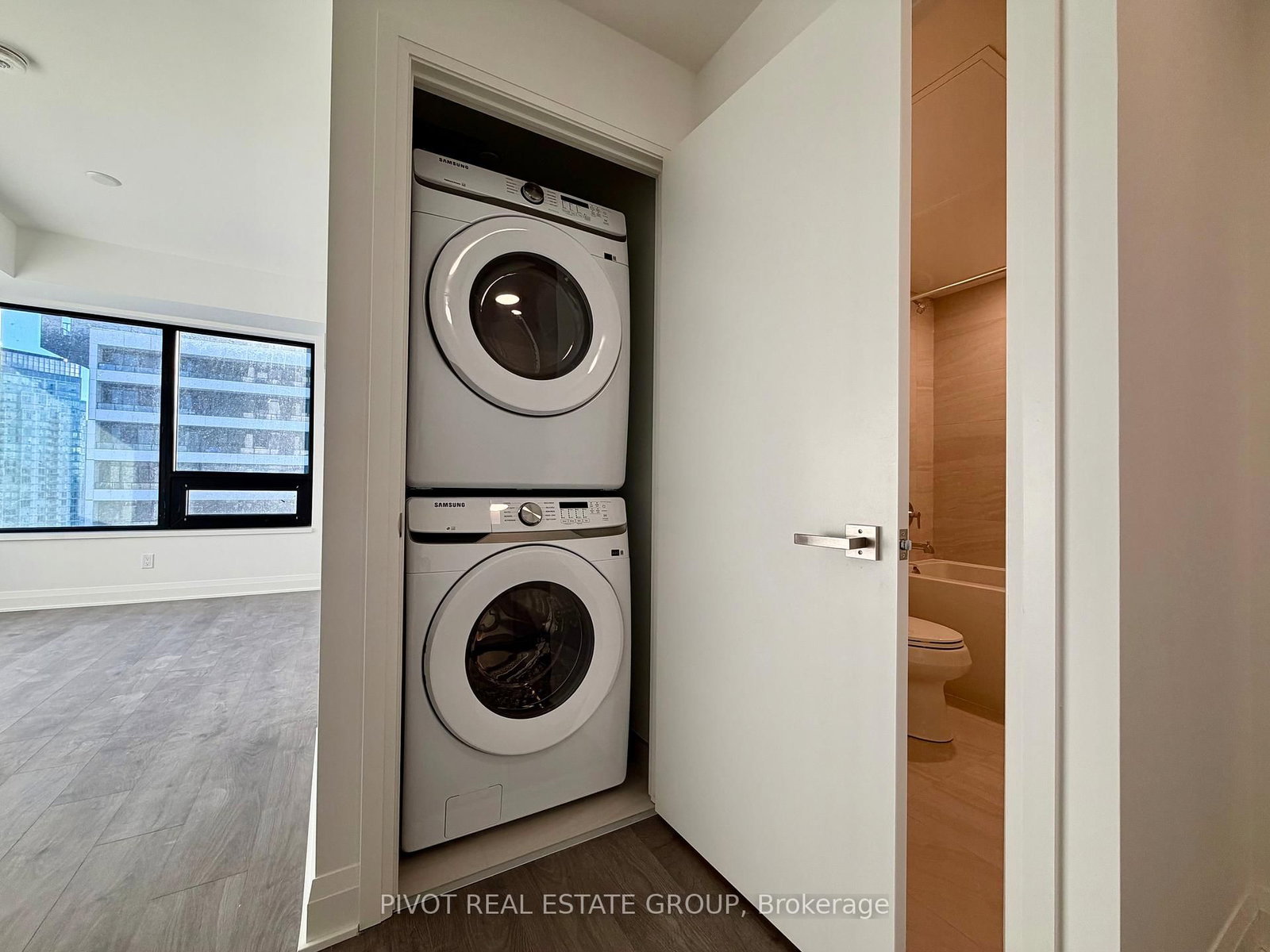 2 Erskine Road, Unit 2705 - Photo 9