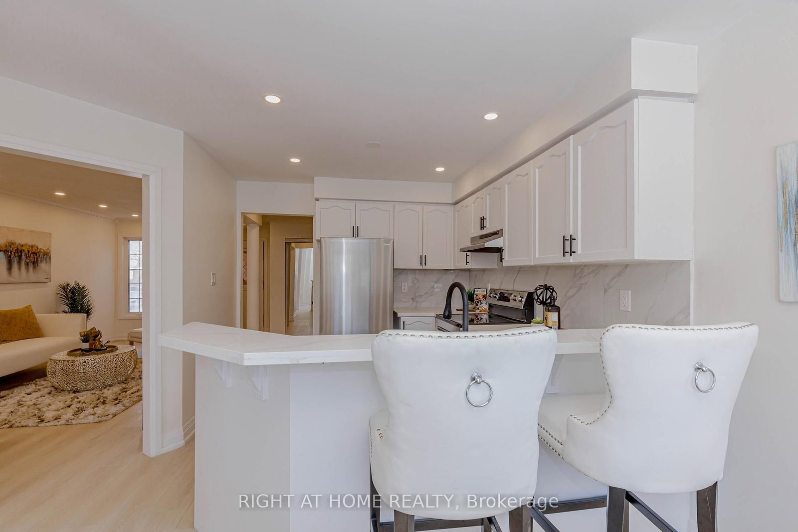 Detached House for sale at 21 Carabram Court, Brampton, Ontario, L6X 4M2 - Brampton West - MLS: W13011894