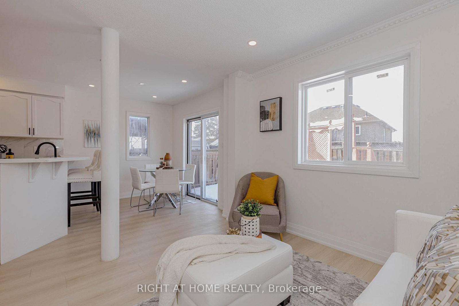 Detached House for sale at 21 Carabram Court, Brampton, Ontario, L6X 4M2 - Brampton West - MLS: W13011894