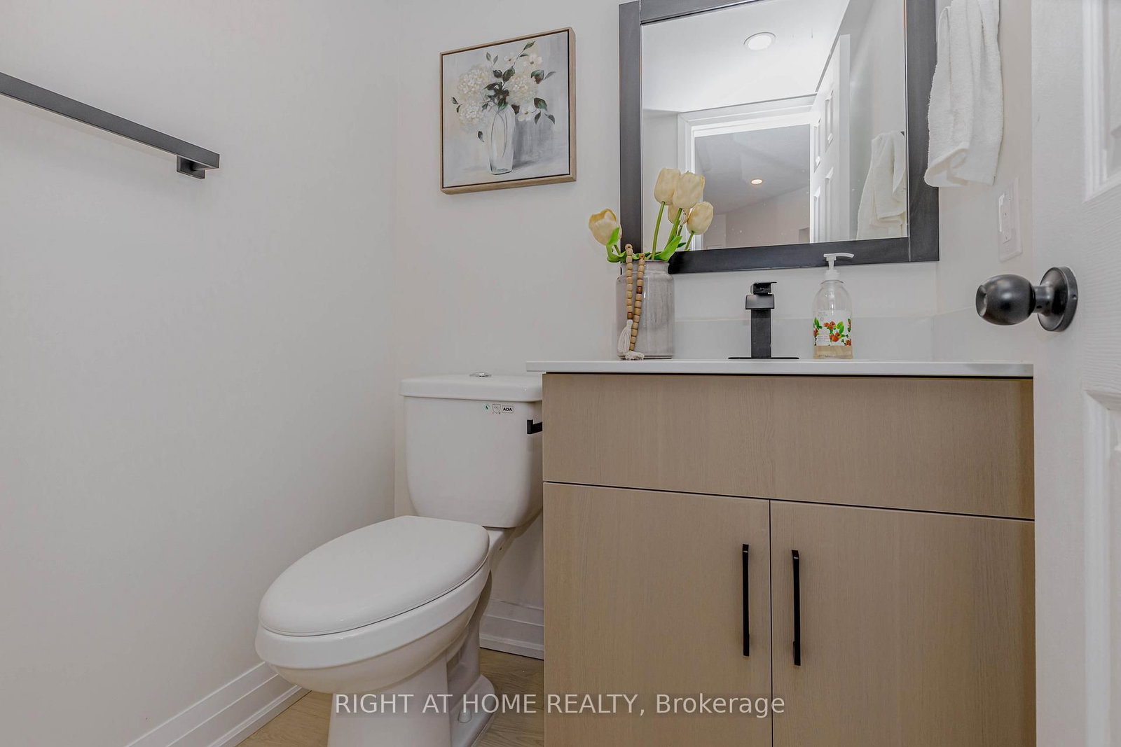 Detached House for sale at 21 Carabram Court, Brampton, Ontario, L6X 4M2 - Brampton West - MLS: W13011894