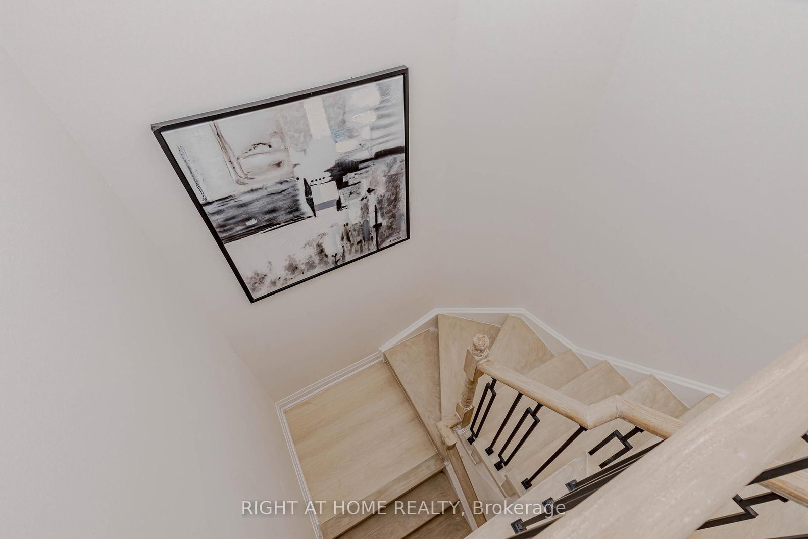 Detached House for sale at 21 Carabram Court, Brampton, Ontario, L6X 4M2 - Brampton West - MLS: W13011894