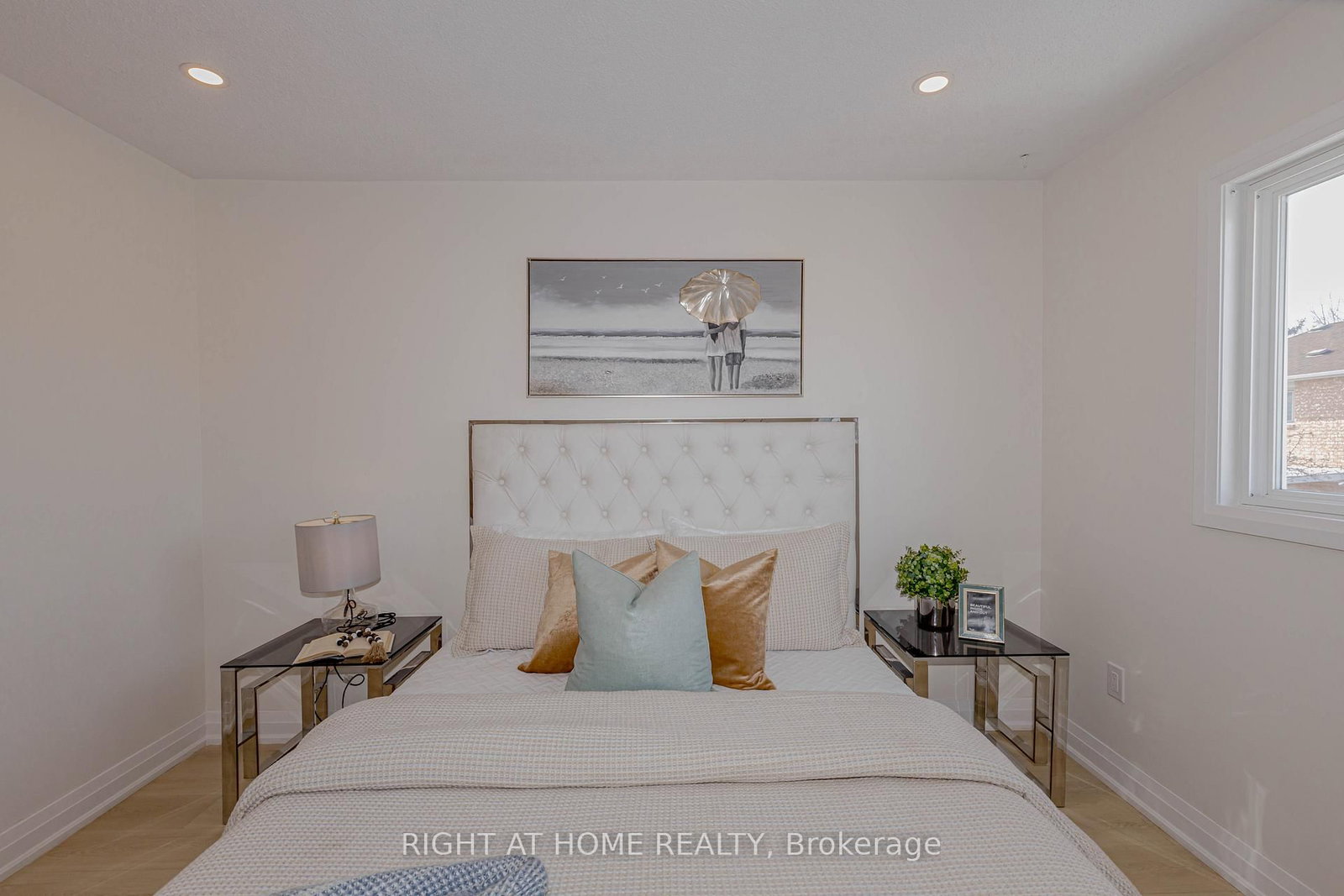 Detached House for sale at 21 Carabram Court, Brampton, Ontario, L6X 4M2 - Brampton West - MLS: W13011894