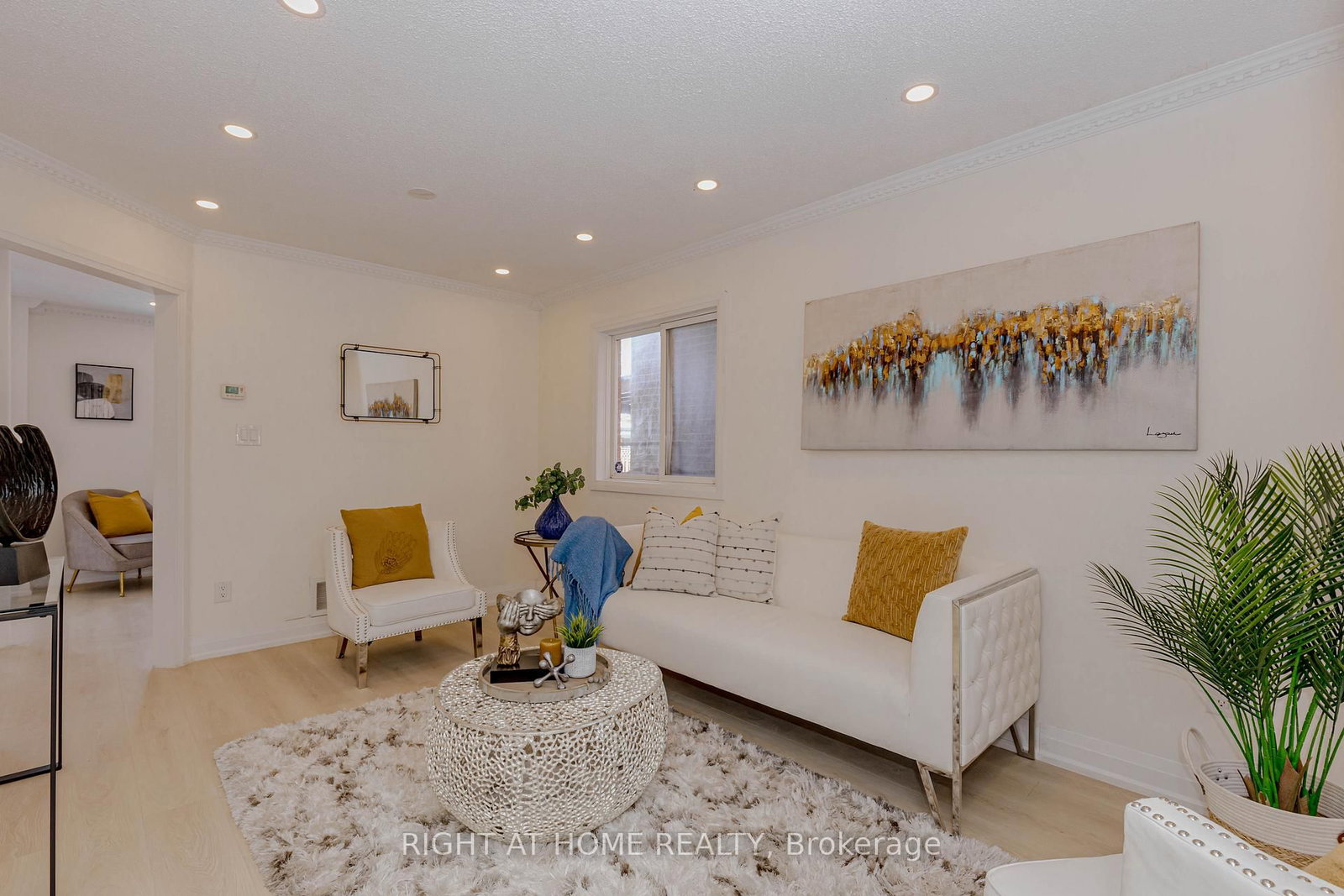 Detached House for sale at 21 Carabram Court, Brampton, Ontario, L6X 4M2 - Brampton West - MLS: W13011894