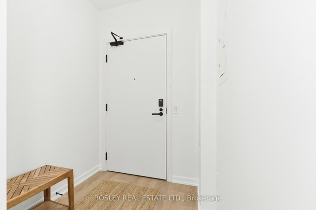 502 - 10 Graphophone Grove