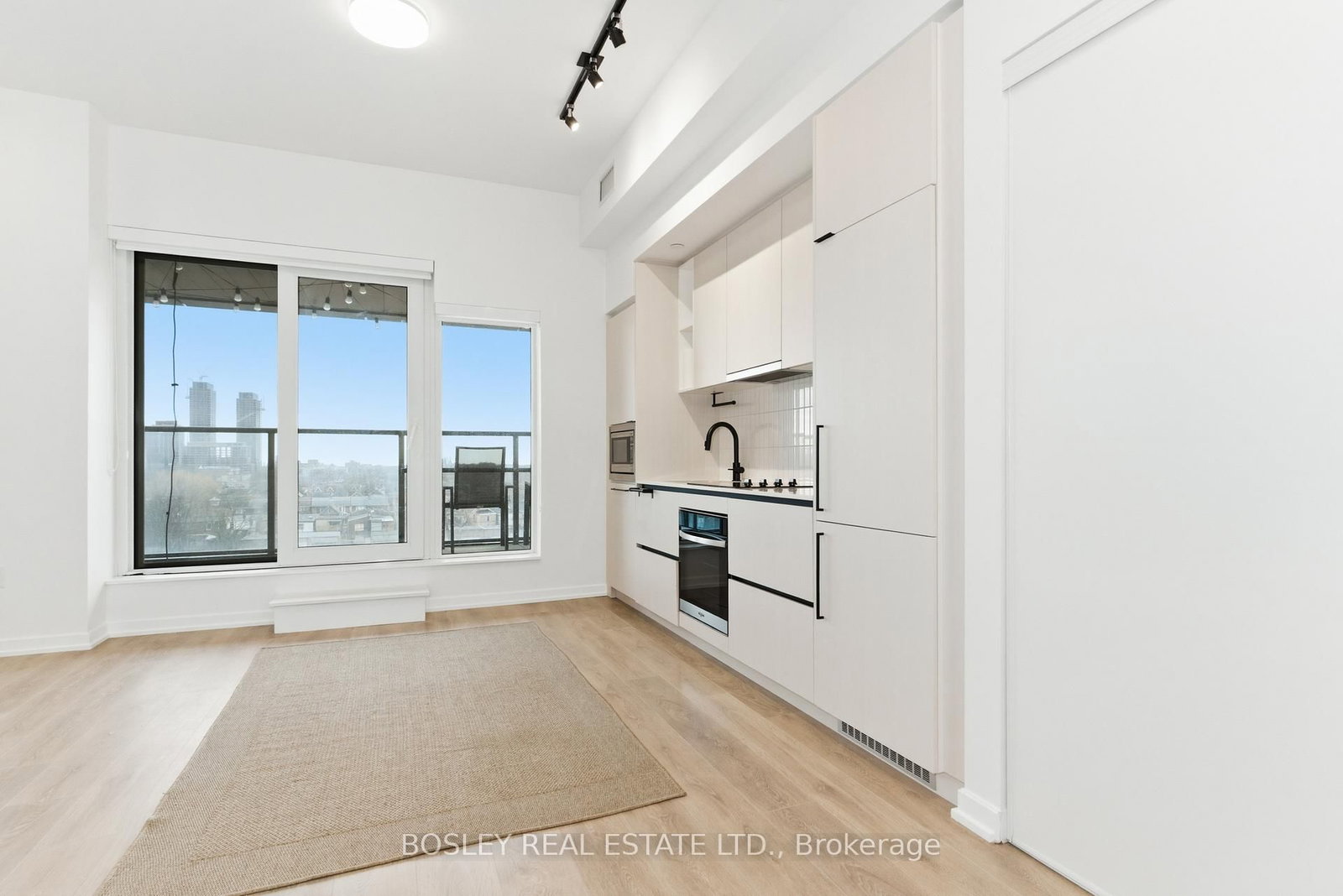 10 Graphophone Grove, Unit 502 - Photo 3