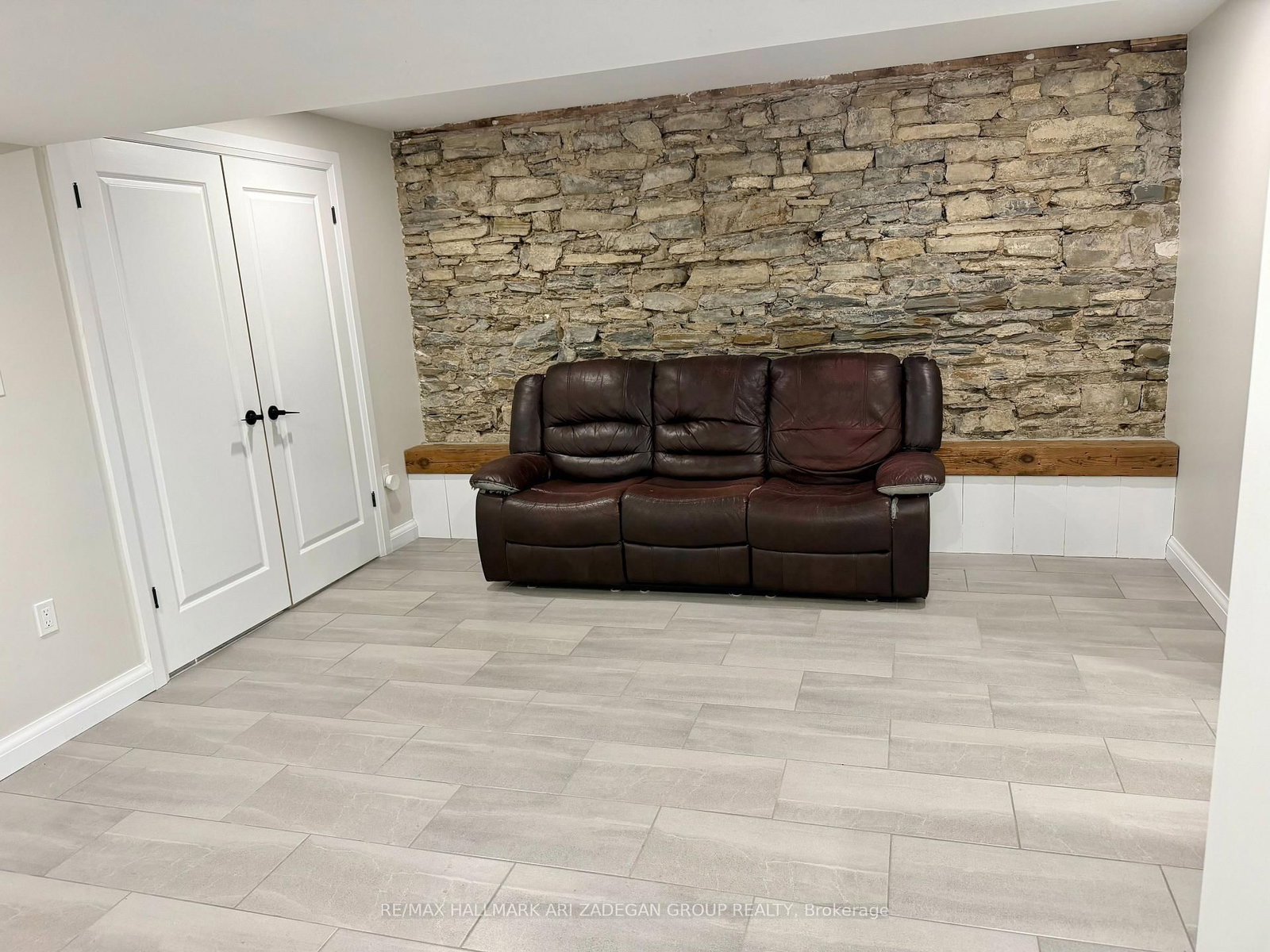 153 Queens Drive, Unit Lower - Photo 4