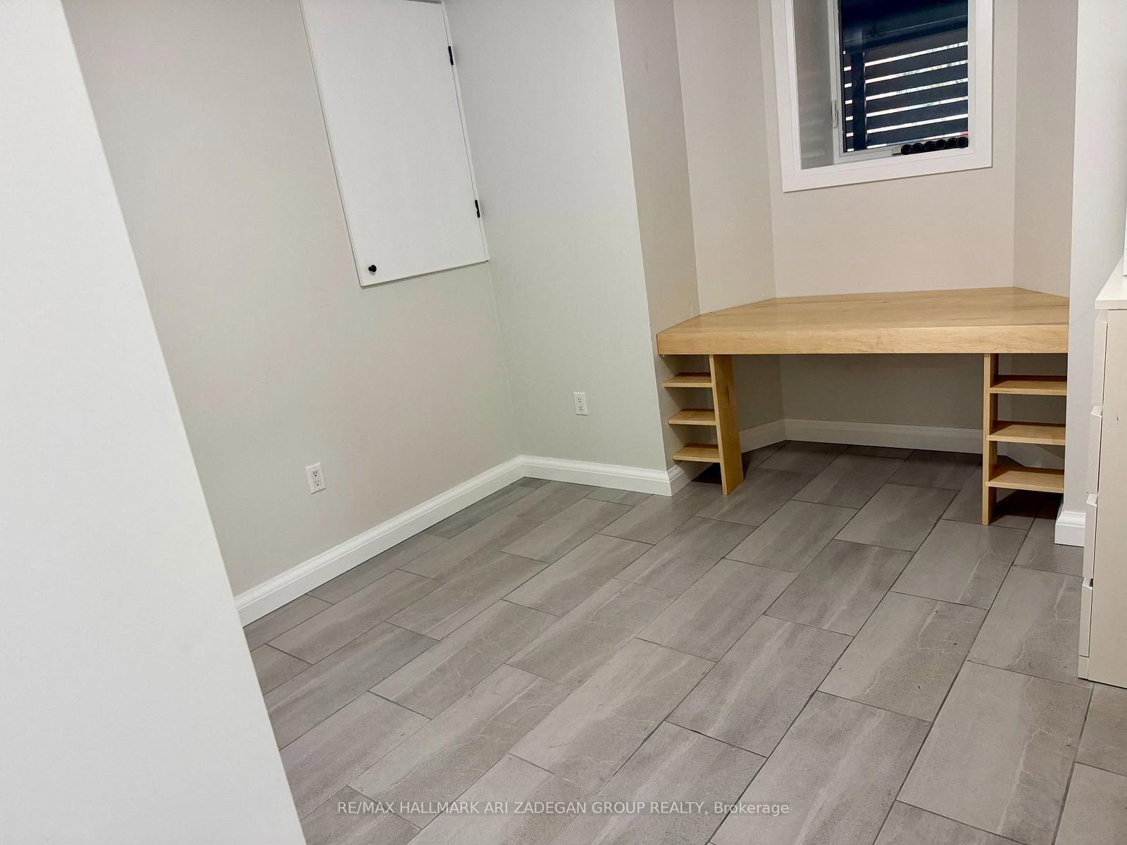 153 Queens Drive, Unit Lower - Photo 8