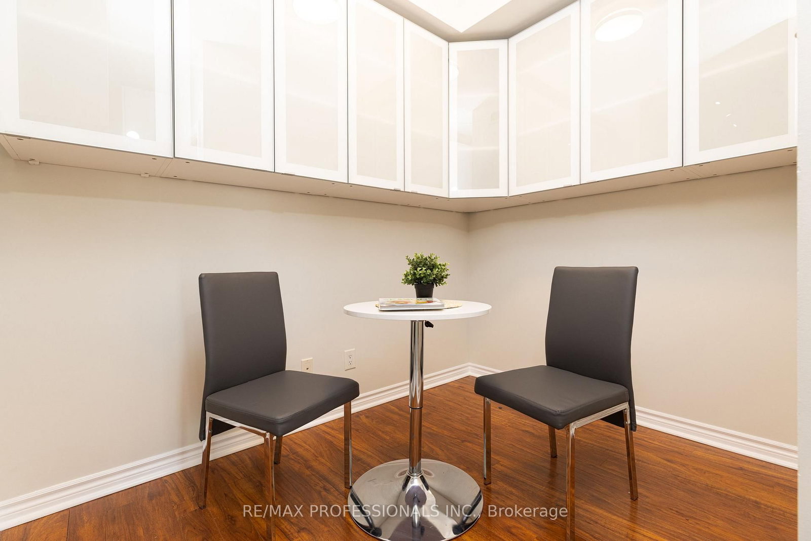 3525 Kariya Drive, Unit 2701 - Photo 6