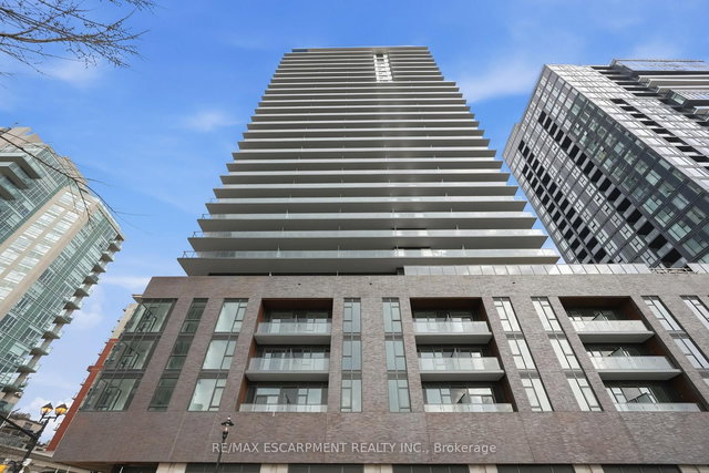 606 - 2075 Lakeshore Road