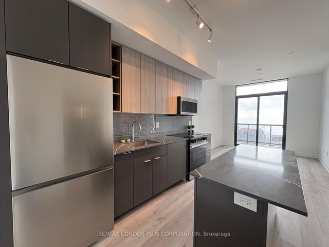 414 - 2075 Lakeshore Road