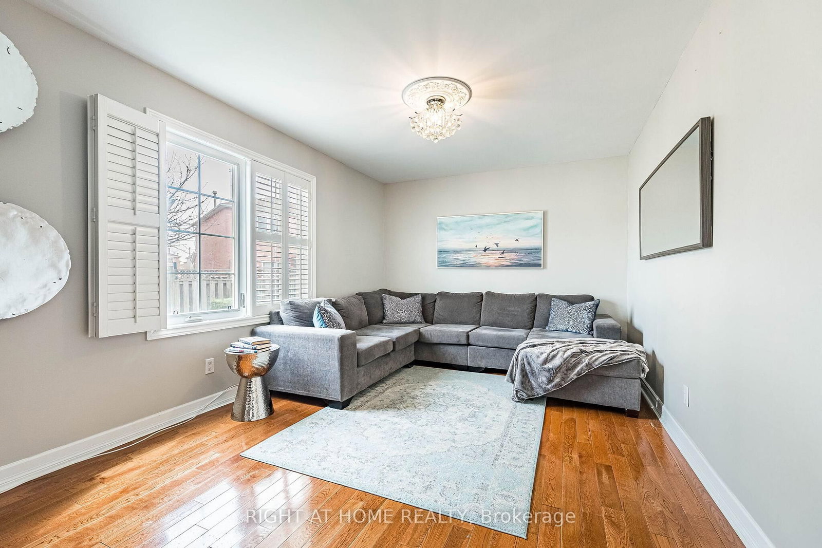 16 Woodside Court • Brampton, ON photo 18