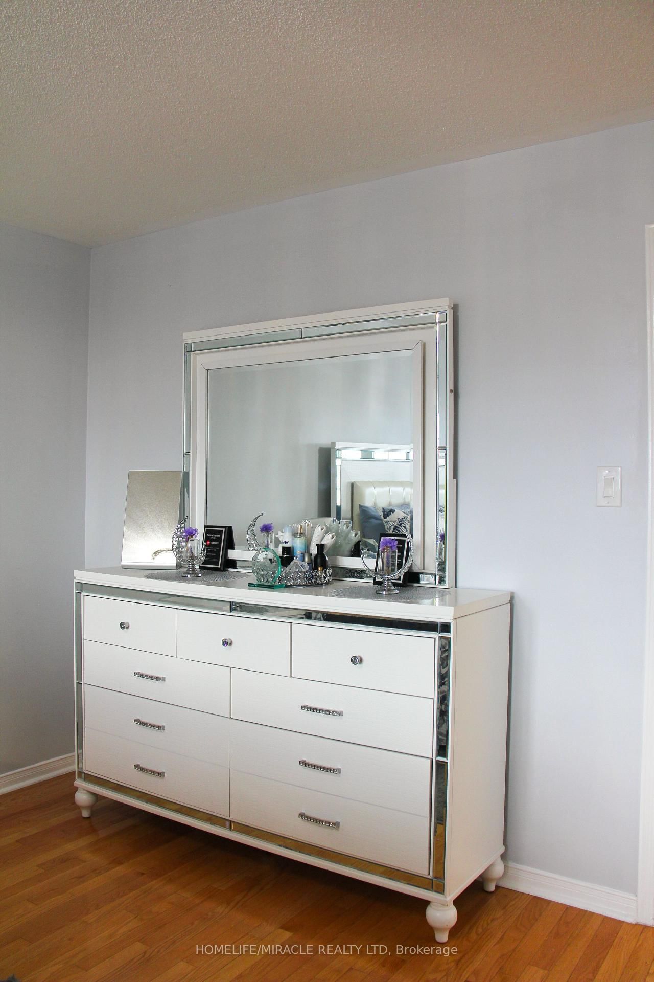 Semi-Detached House for sale at 60 Bushmill Circle, Brampton, Ontario, L7A 0K8 - Fletcher's Meadow - MLS: W13012354