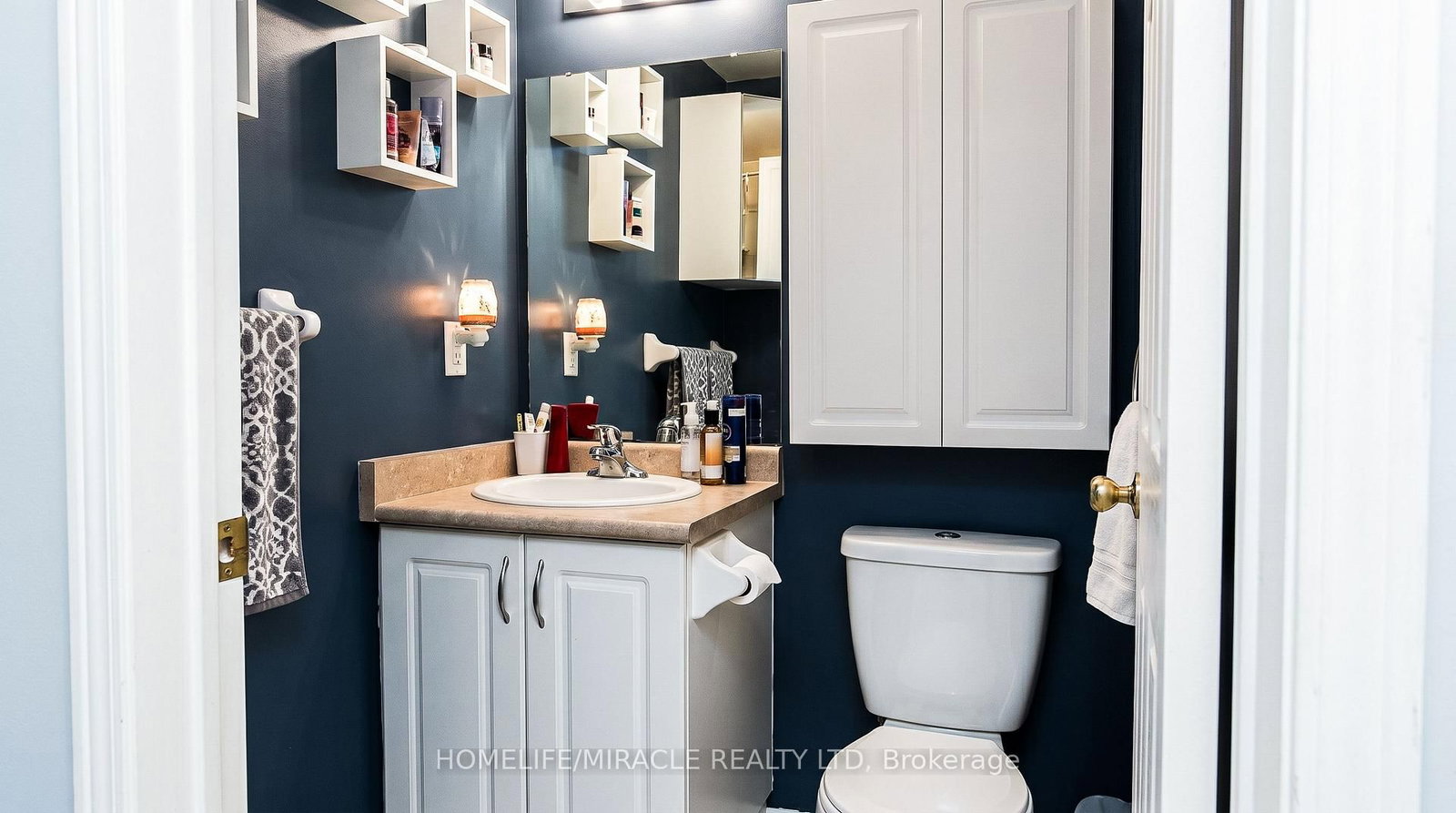 Semi-Detached House for sale at 60 Bushmill Circle, Brampton, Ontario, L7A 0K8 - Fletcher's Meadow - MLS: W13012354