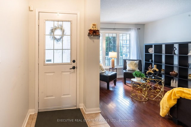 20 Wetmeadow Drive E
