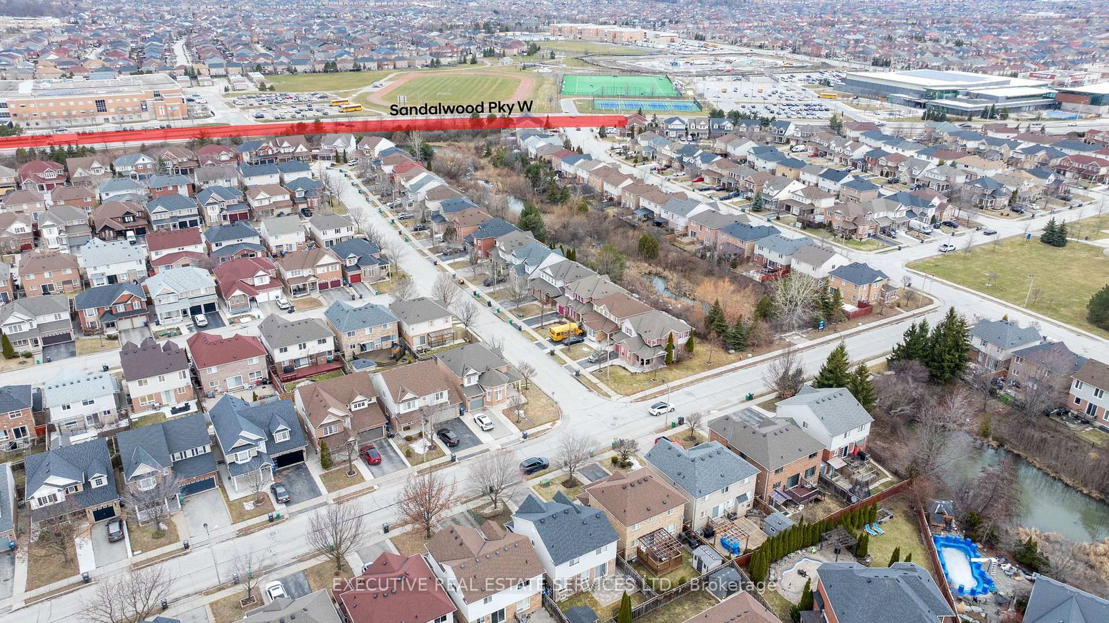 Detached House for sale at 20 Wetmeadow Drive, Brampton, Ontario, L7A 2T6 - Fletcher's Meadow - MLS: W13012384