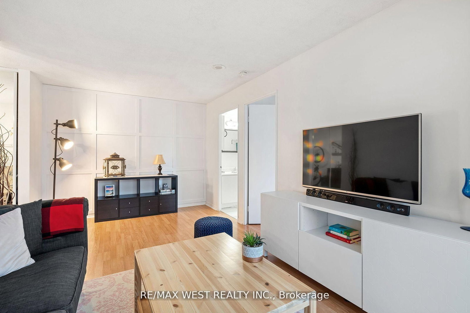 155 Hillcrest Avenue, Unit 316 - Photo 4