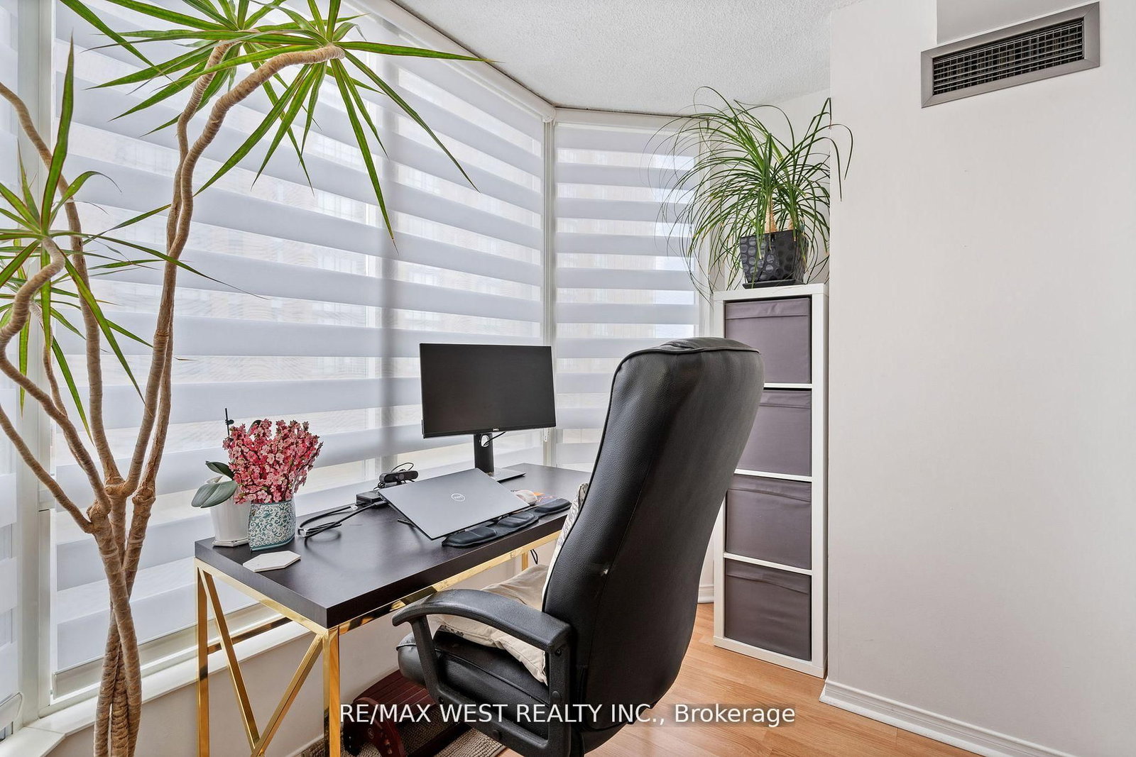 155 Hillcrest Avenue, Unit 316 - Photo 7