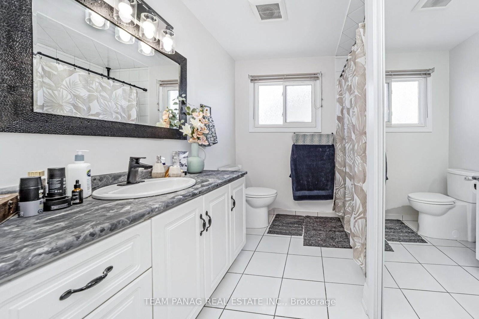 Semi-Detached House for sale at 273 Hansen Road, Brampton, Ontario, L6V 2T5 - Madoc - MLS: W13012440