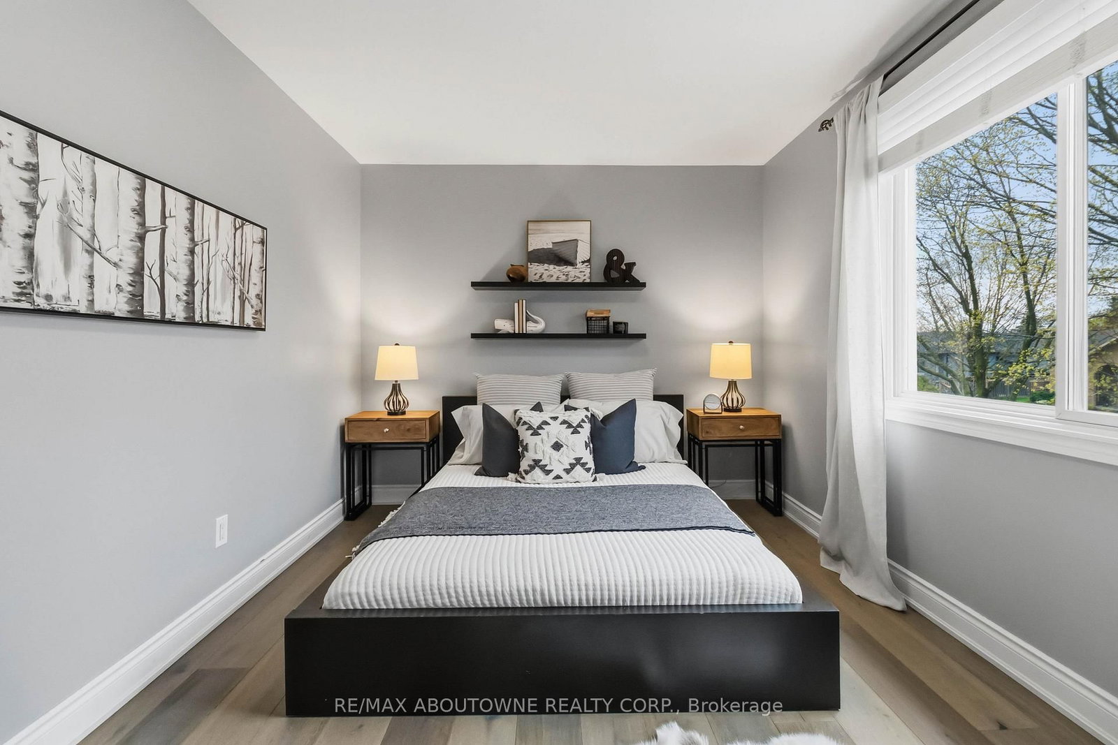 2485 Woburn Crescent - Photo 22