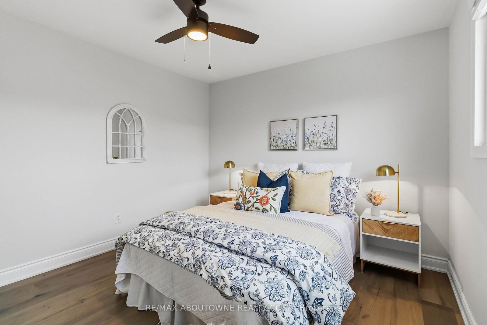 2485 Woburn Crescent - Photo 26