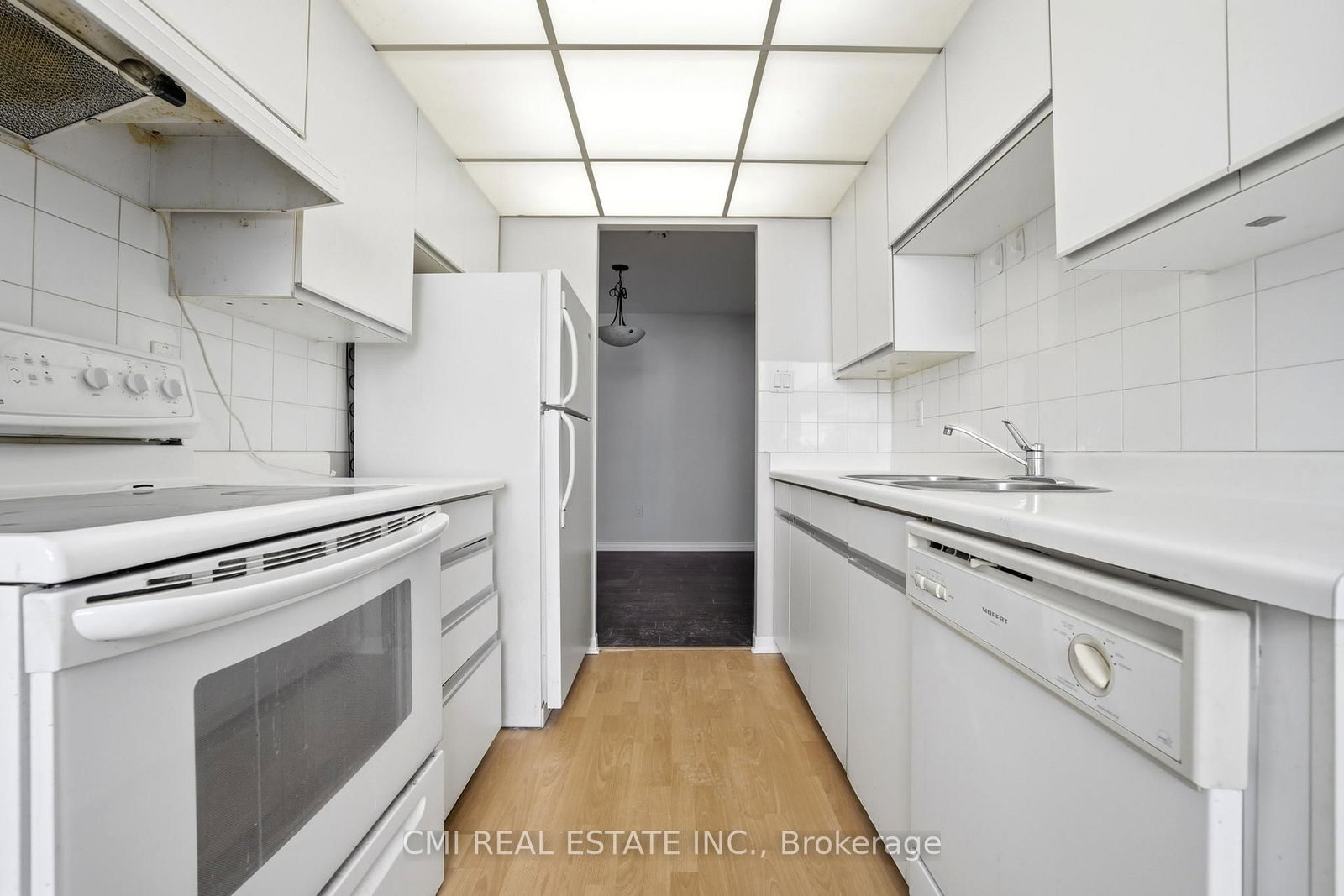 3 Lisa Street, Unit 506 - Photo 14