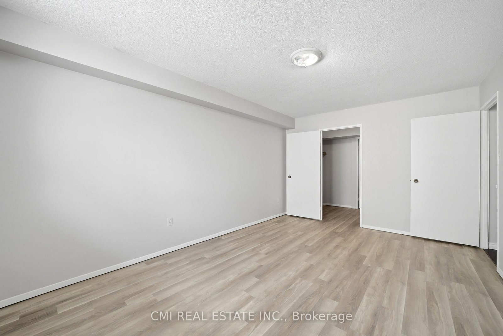 3 Lisa Street, Unit 506 - Photo 26