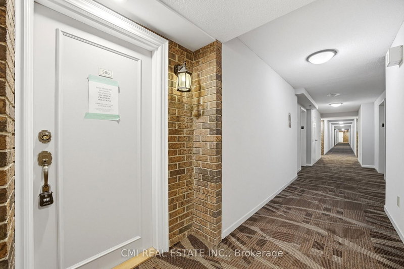 506 - 3 Lisa St, Brampton, L6T 4A2 | Image 3