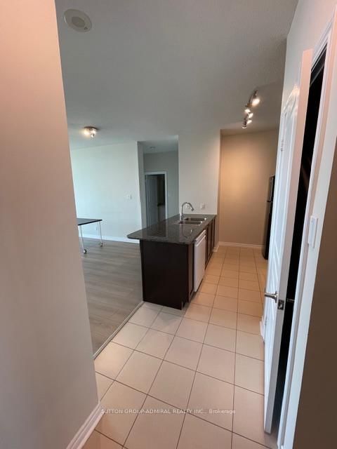 3508 - 3525 Kariya Dr, Mississauga, L5B 0C2 | Image 2