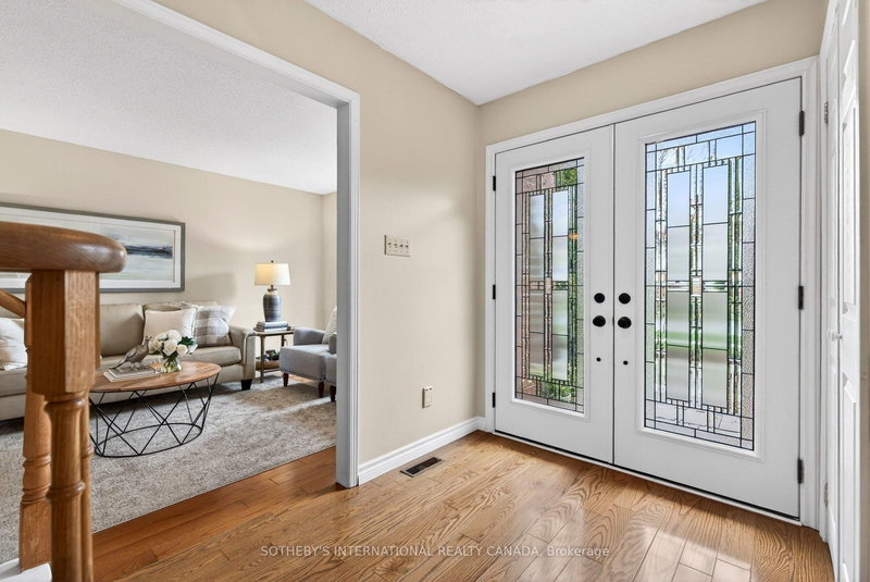 2163 Winding Way, Burlington, L7M 2X2 | Image 3