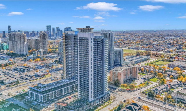 1106 - 8 Nahani Way