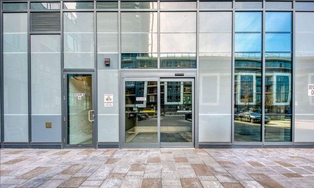 1106 - 8 Nahani Way