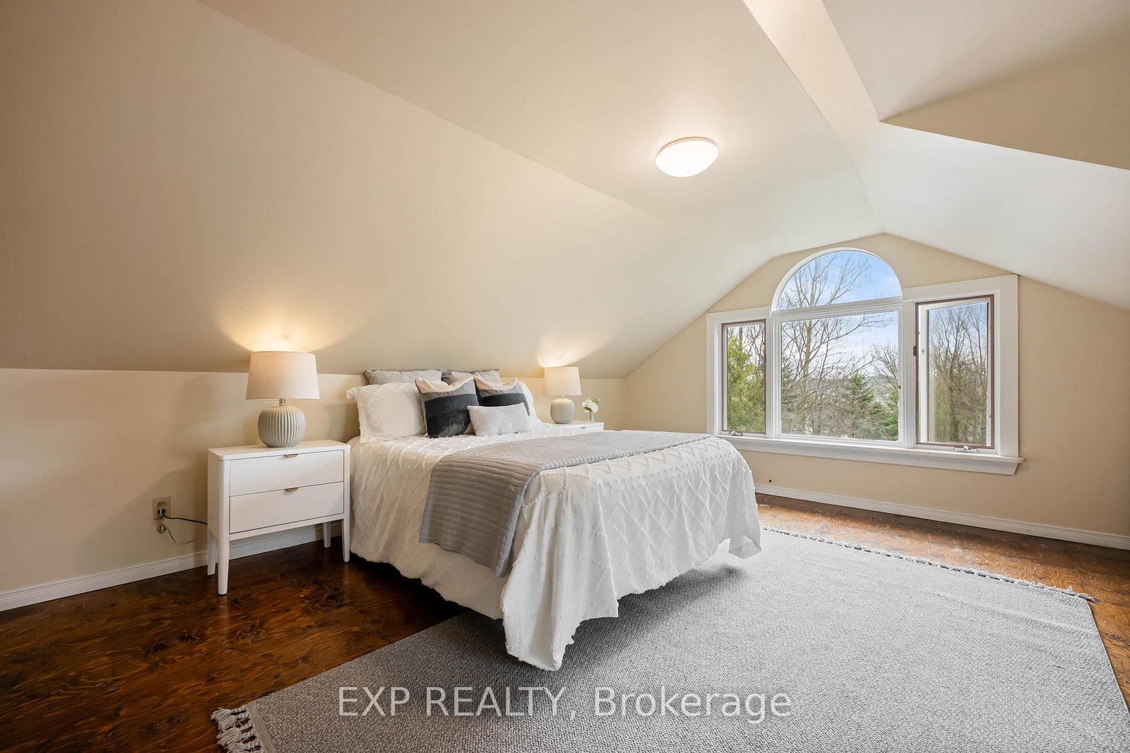 9 Wellington Street - Photo 32