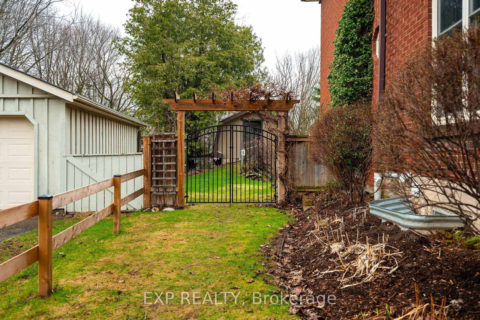 9 Wellington Street - Photo 46