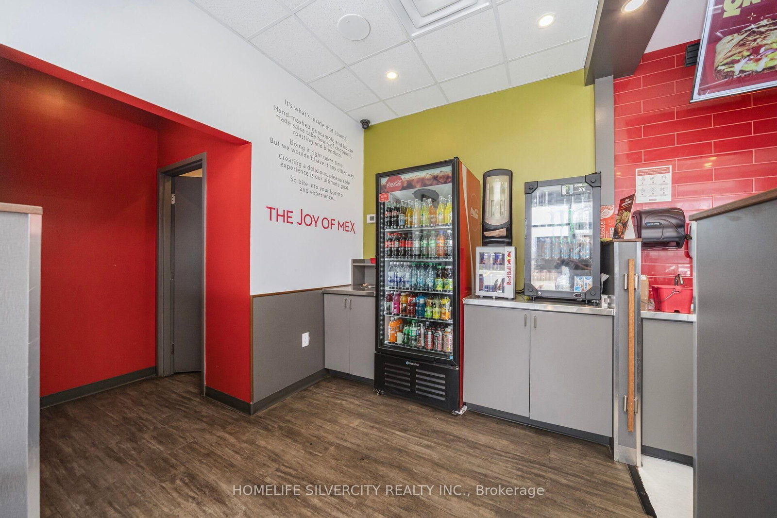 358 Speers Road, Unit 101 - Photo 18