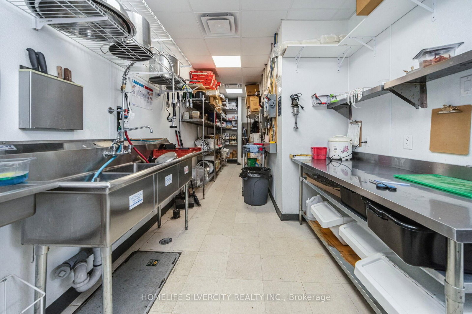 358 Speers Road, Unit 101 - Photo 32