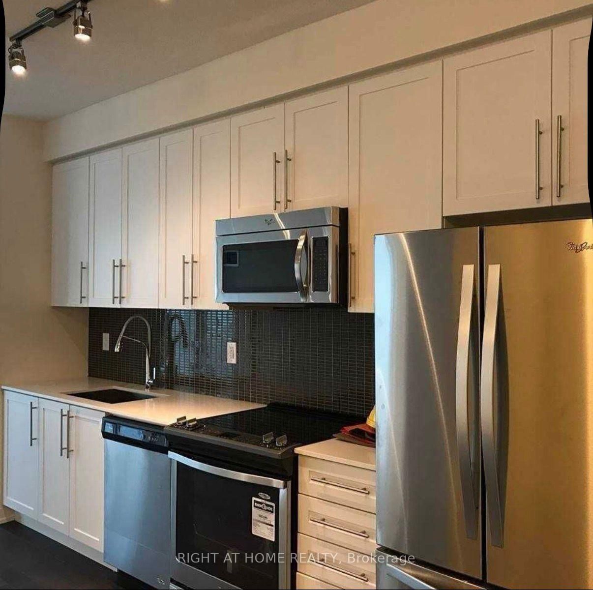 510 Curran Place, Unit 2406 - Photo 3