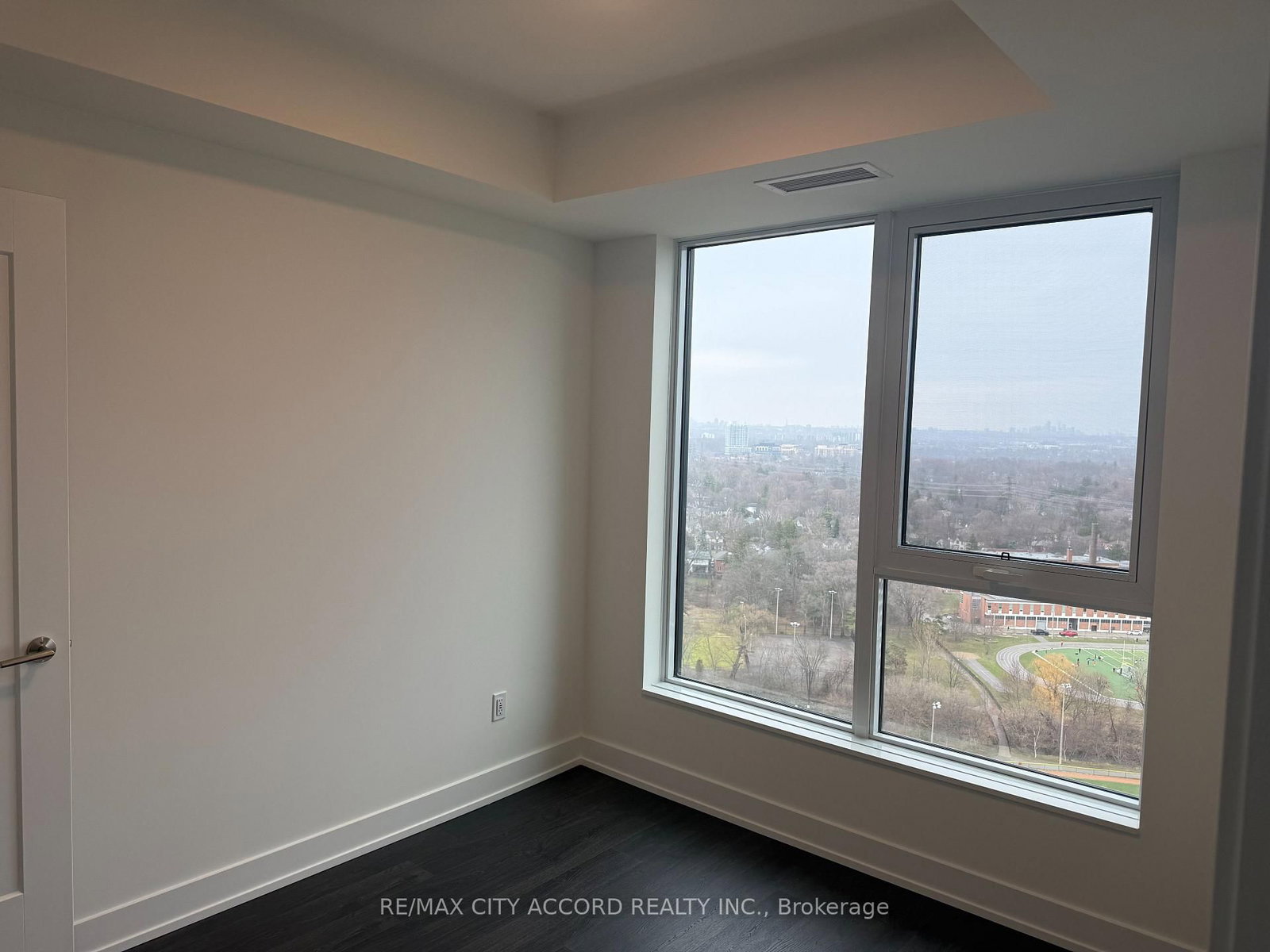 60 Central Park Roadway, Unit 2215 - Photo 12