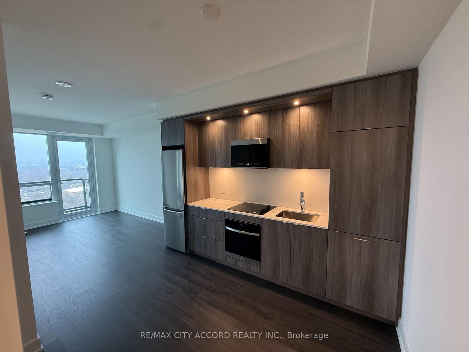 60 Central Park Roadway, Unit 2215 - Photo 9