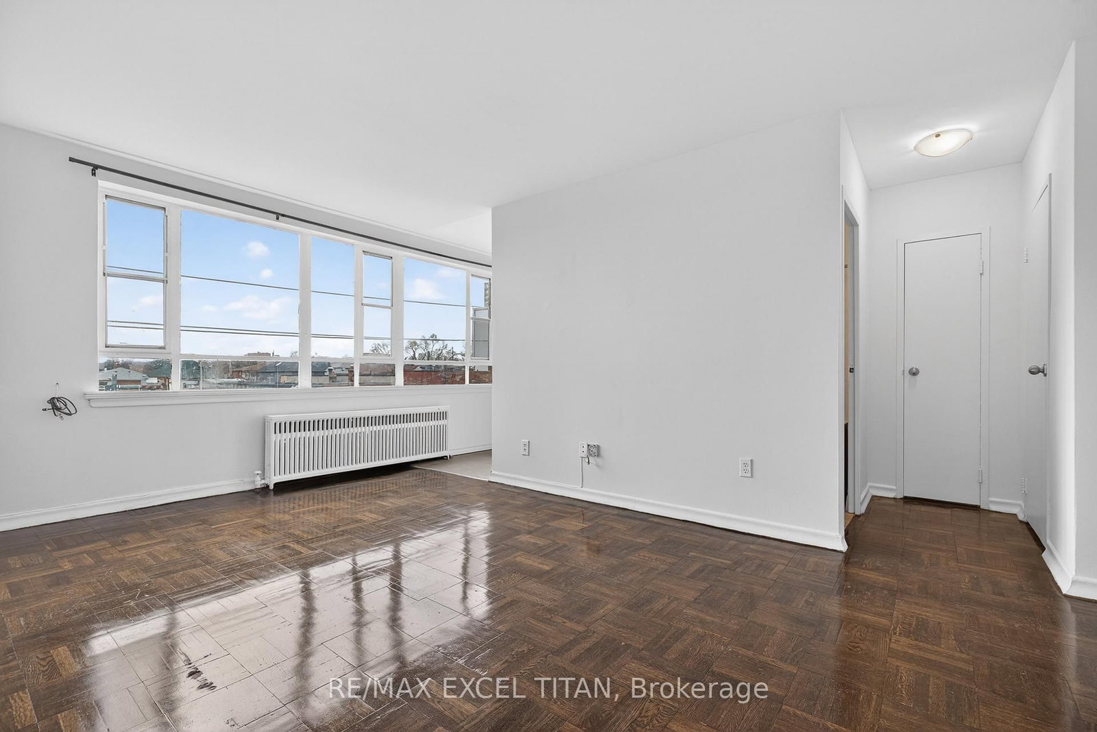 2515 Eglinton Avenue W, Unit 302 - Photo 10