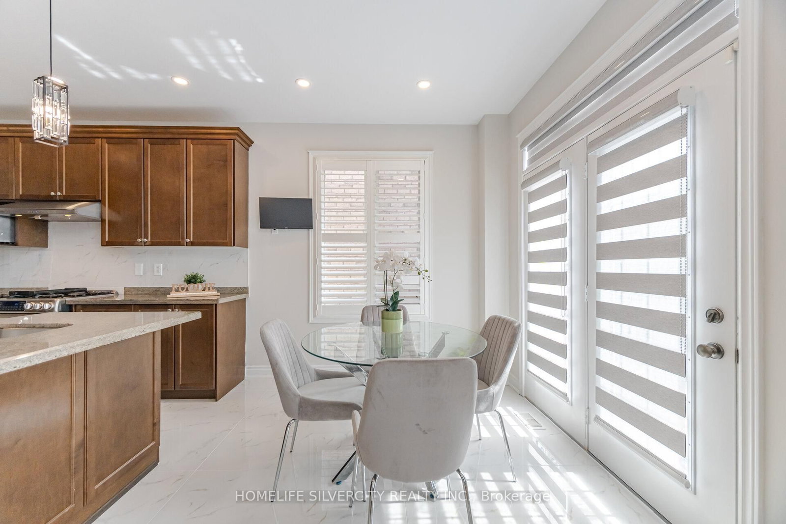 Detached House for sale at 80 Scotchmere Crescent, Brampton, Ontario, L6P 3A6 - Bram East - MLS: W13012768