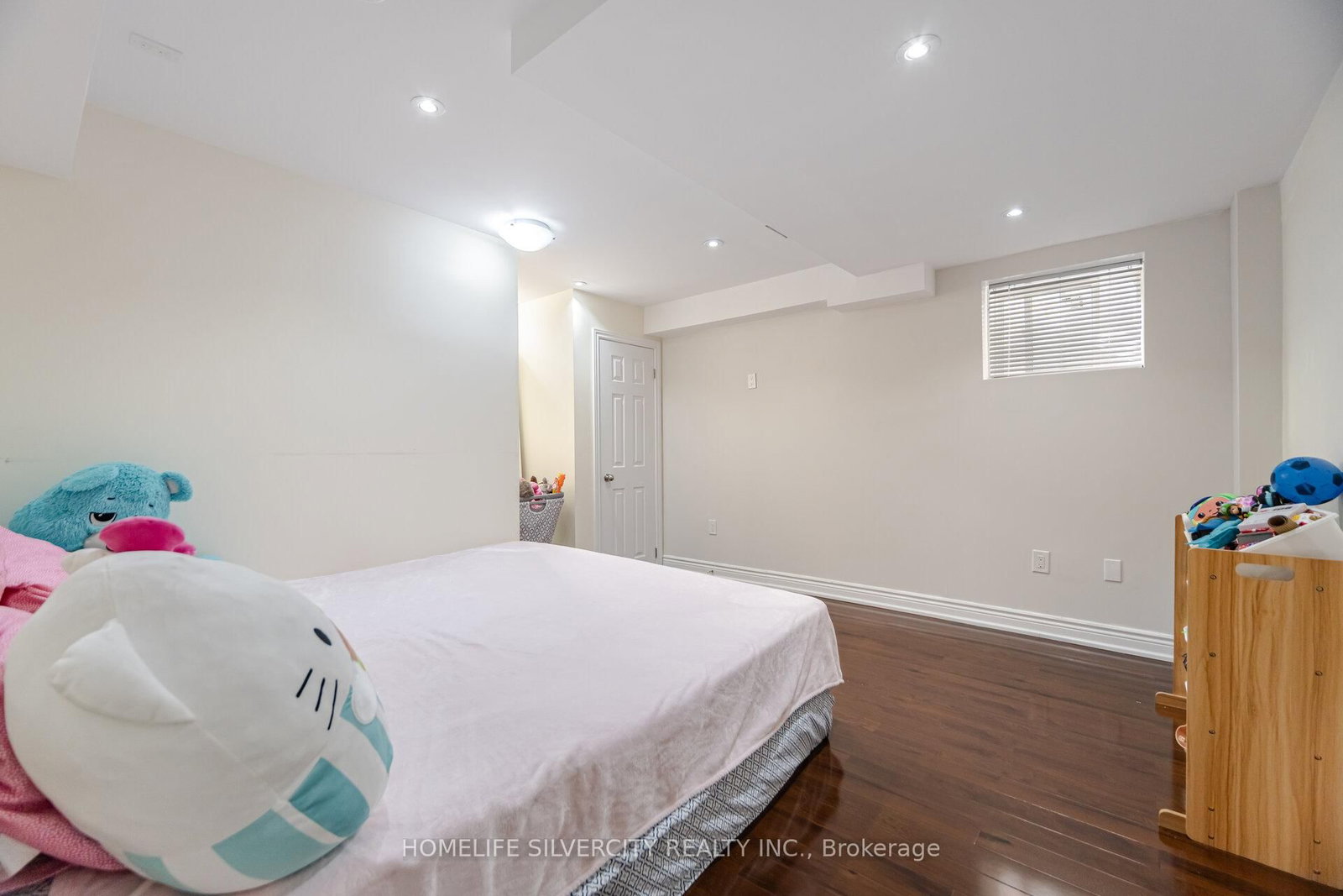 Detached House for sale at 80 Scotchmere Crescent, Brampton, Ontario, L6P 3A6 - Bram East - MLS: W13012768