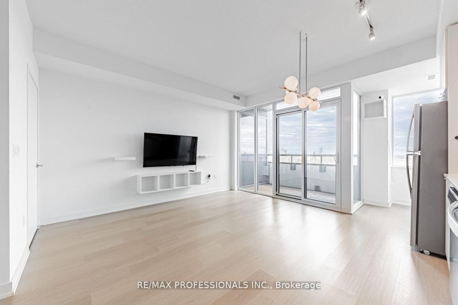 Condo for sale at 313-859 The Queensway, Toronto, Ontario, M8Z 1N8 - Stonegate-Queensway - MLS: W13012828