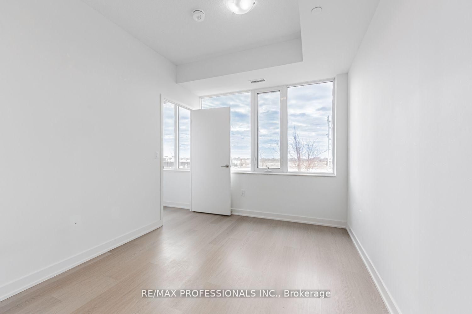 Condo for sale at 313-859 The Queensway, Toronto, Ontario, M8Z 1N8 - Stonegate-Queensway - MLS: W13012828