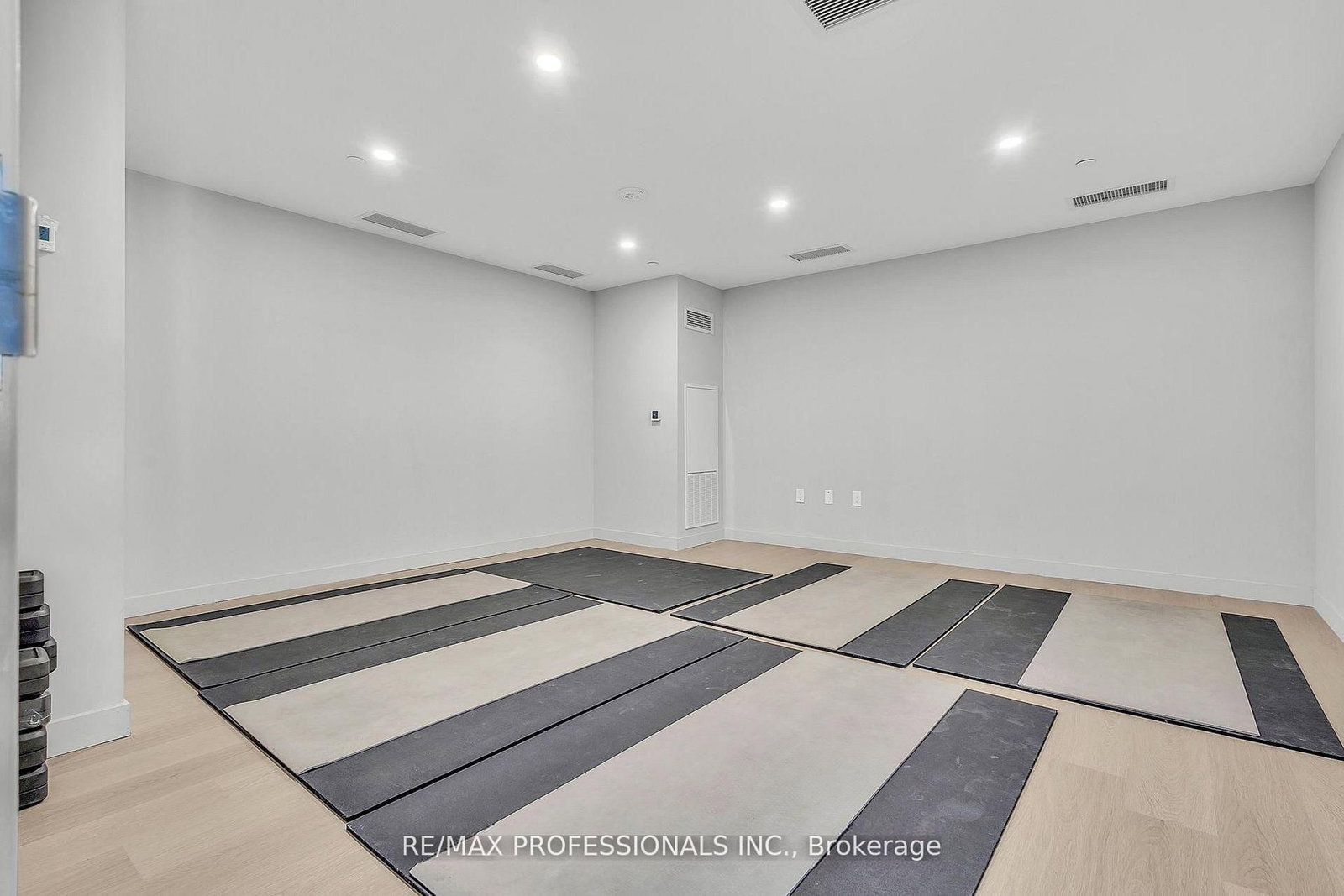 859 The Queensway, Unit 313 - Photo 32