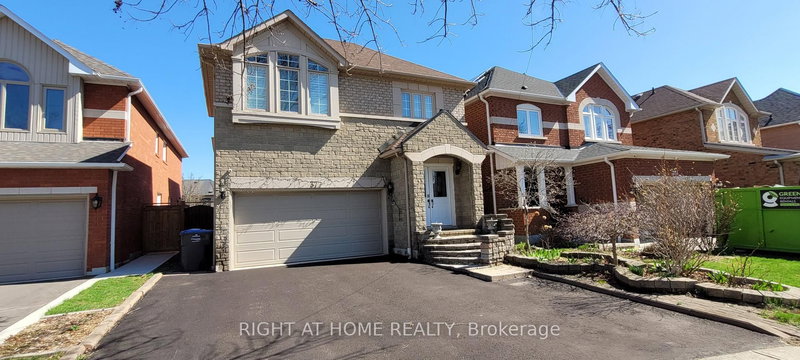 377 Turnberry Cres, Mississauga, L4Z 3W3 | Image 2
