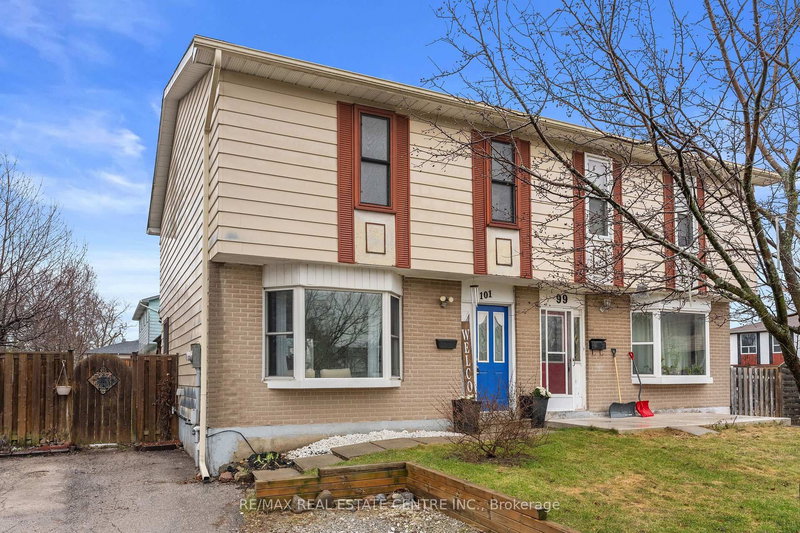 101 Griselda Cres, Brampton, L6S 1M4 | Image 2