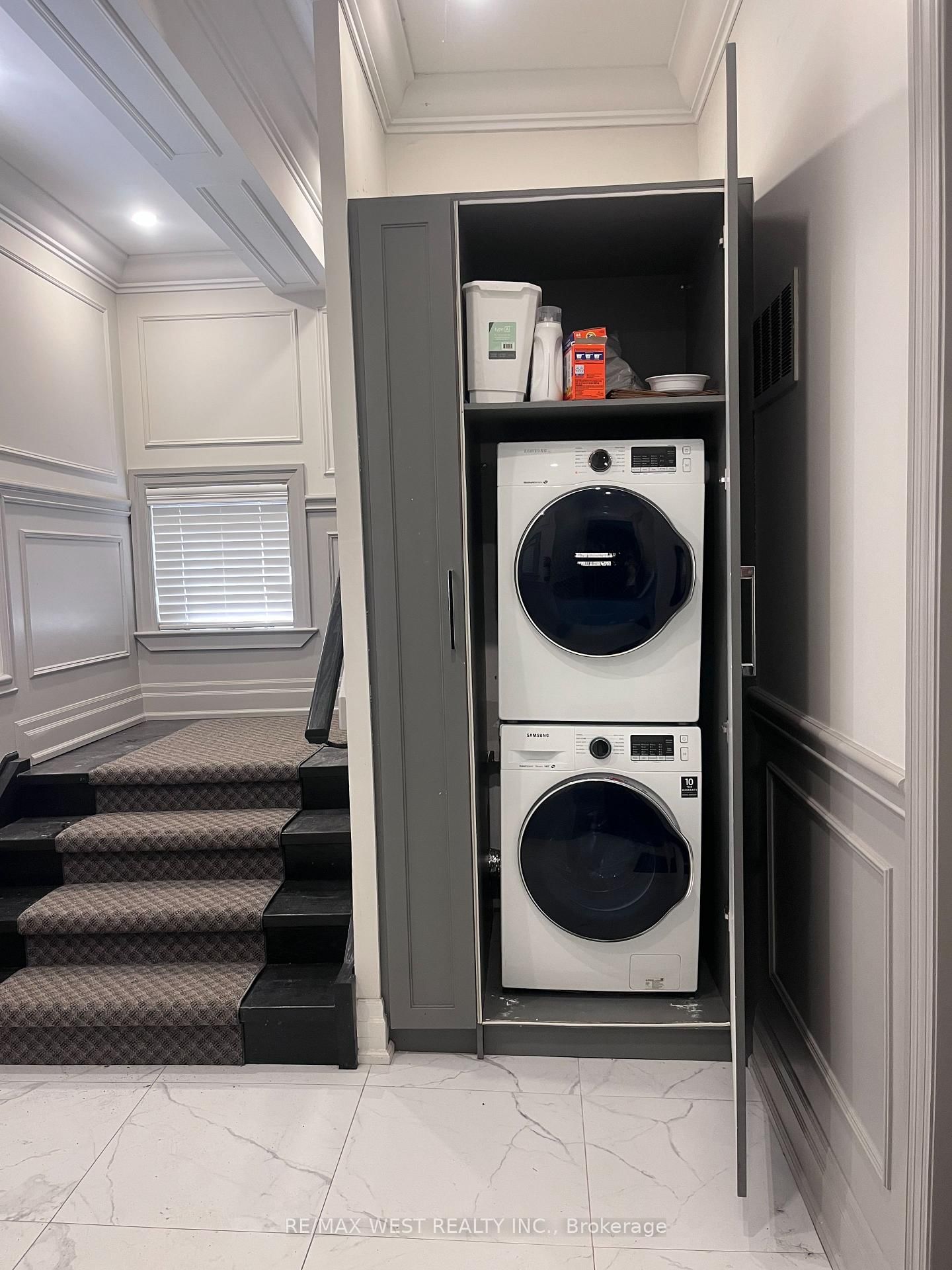 Semi-Detached House for lease at 2-1495 King Street, Toronto, Ontario, M6K 1J4 - South Parkdale - MLS: W13013050