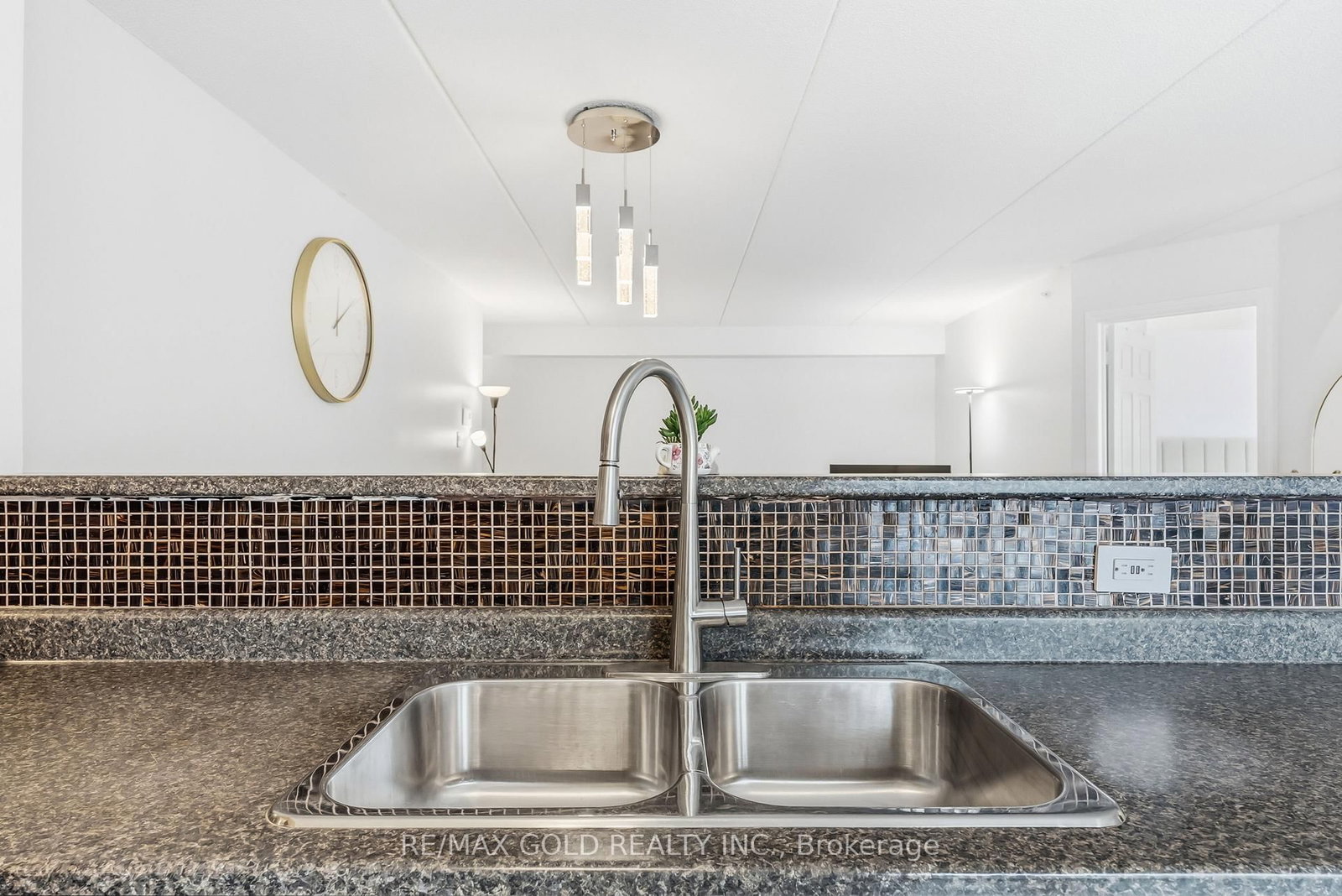 Condo for sale at 202-1340 Main Street, Milton, Ontario, L9T 7S6 - Dempsey - MLS: W13013166