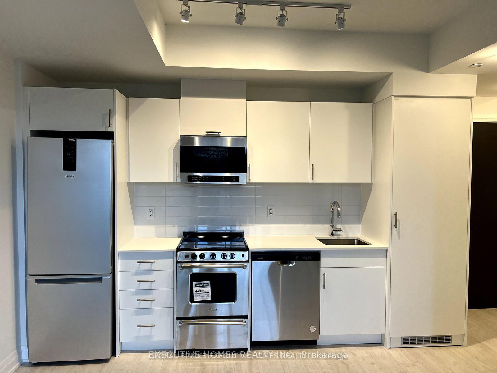 412 Silver Maple Road, Unit 427 - Photo 5